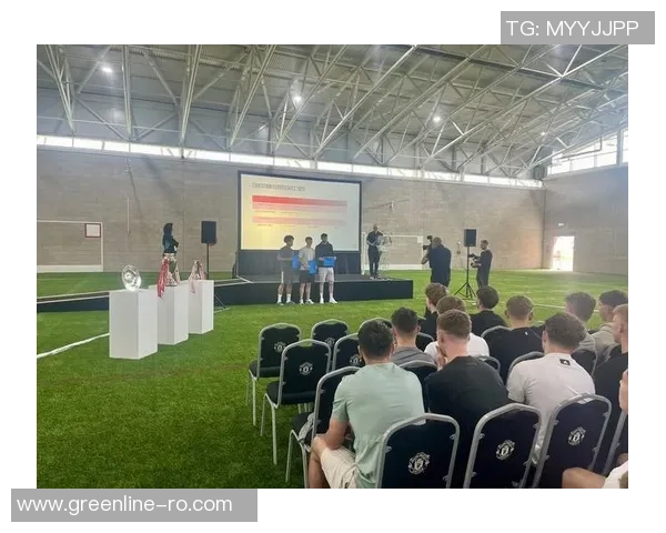 曼联高层重视青训发展总监威尔考克斯频繁现场考察